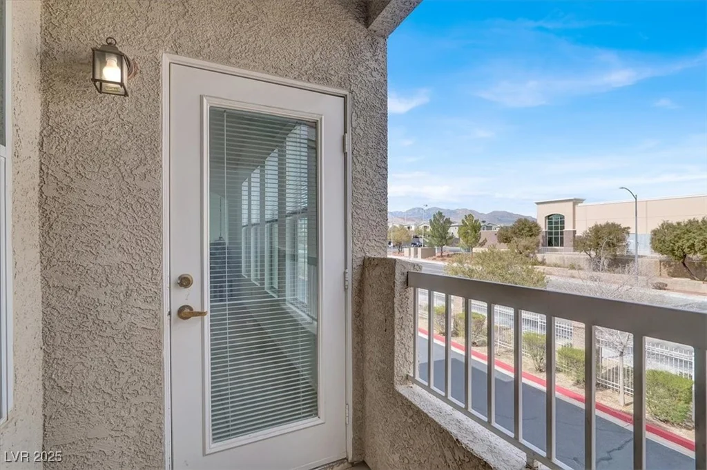 10001 Peace, Las Vegas, NV 89147