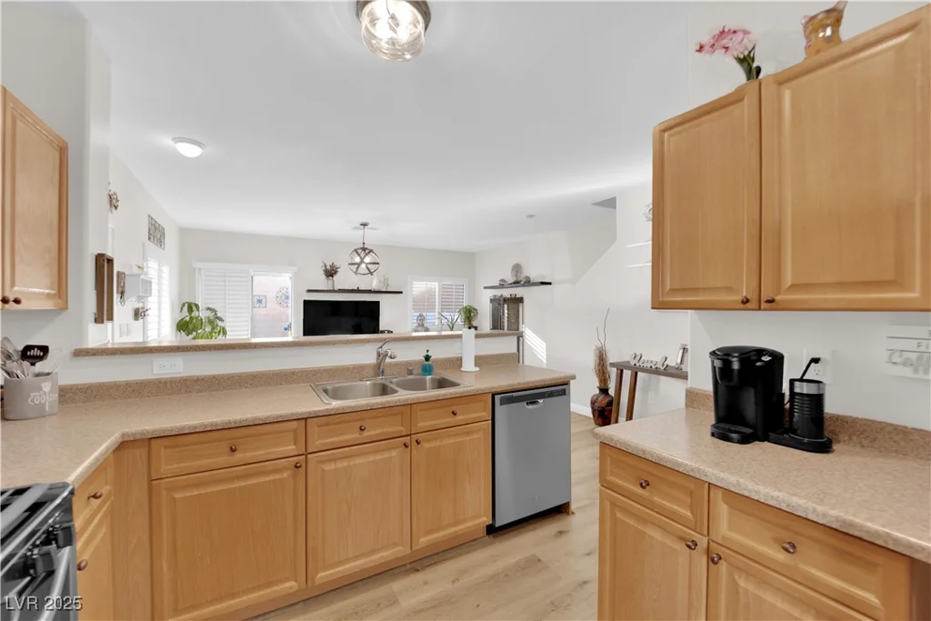 9339 Square Dance, Las Vegas, NV 89178