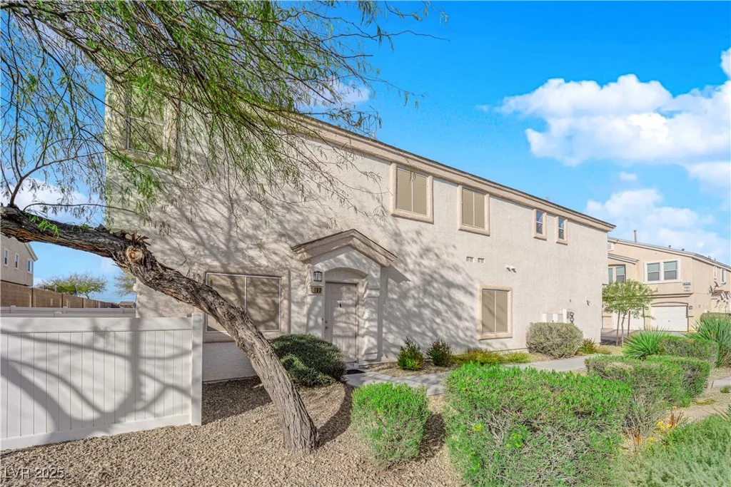9339 Square Dance, Las Vegas, NV 89178