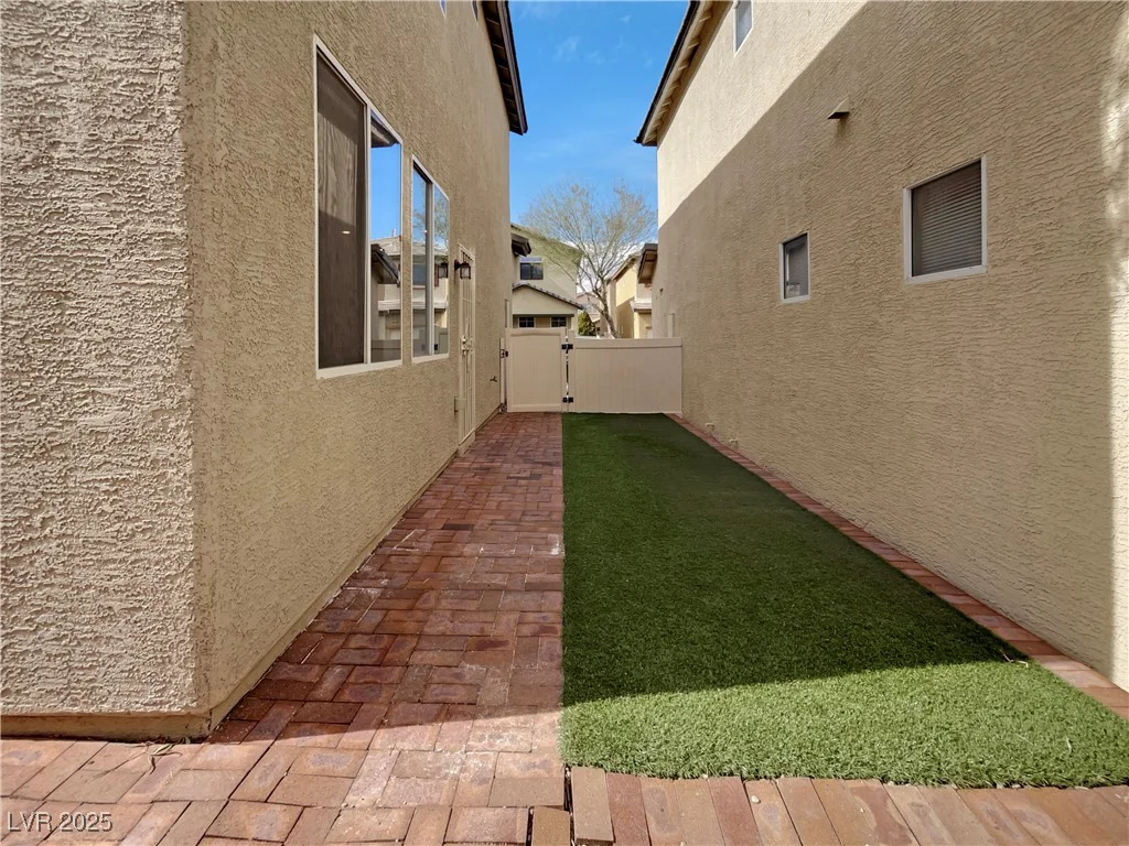 6786 Wormwood, Las Vegas, NV 89148