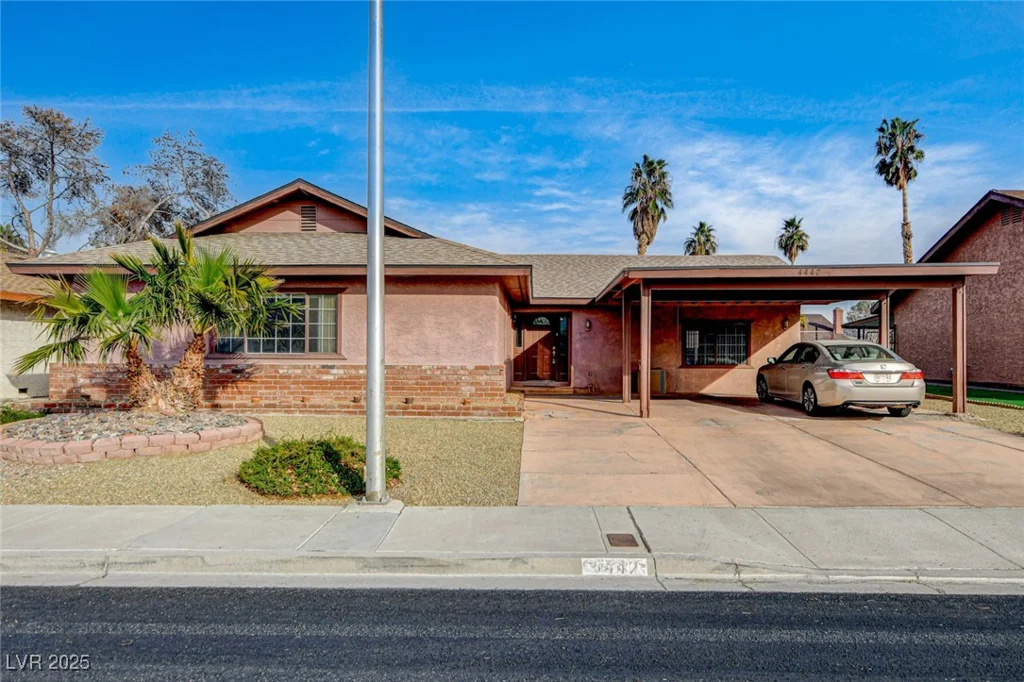 4442 Bunker, Las Vegas, NV 89121