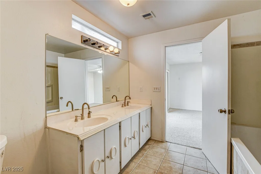 4442 Bunker, Las Vegas, NV 89121