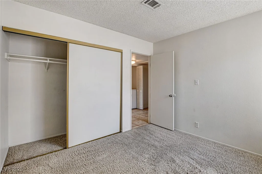 4442 Bunker, Las Vegas, NV 89121