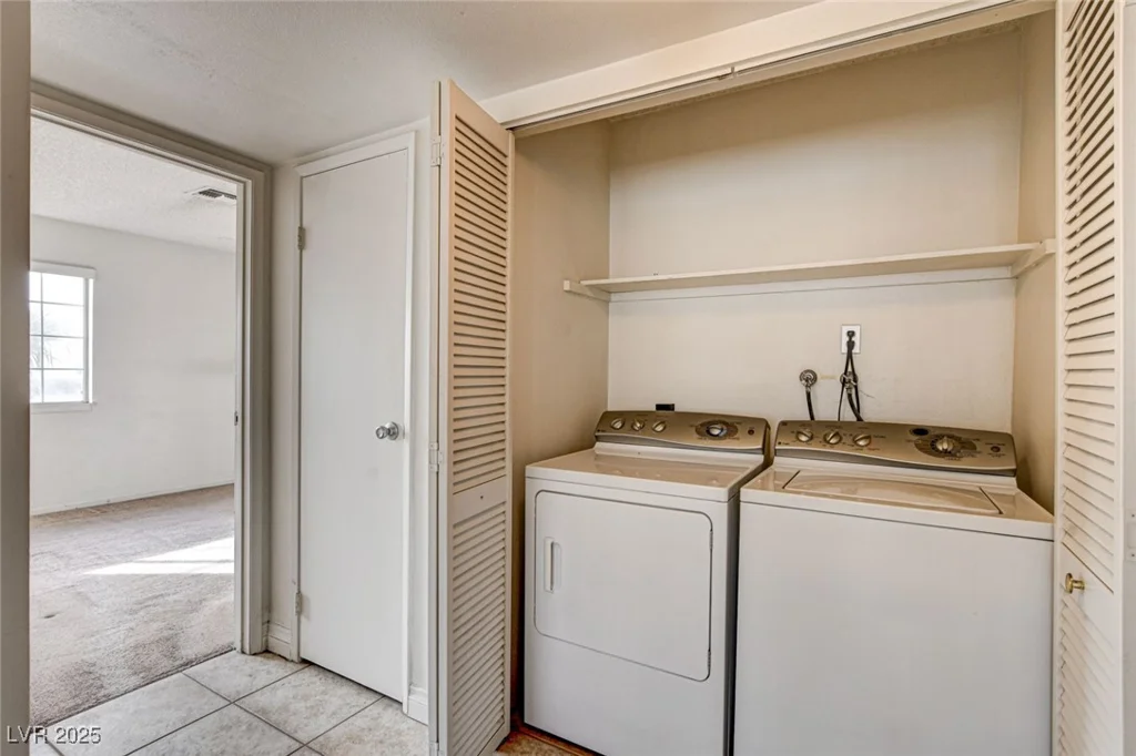 4442 Bunker, Las Vegas, NV 89121