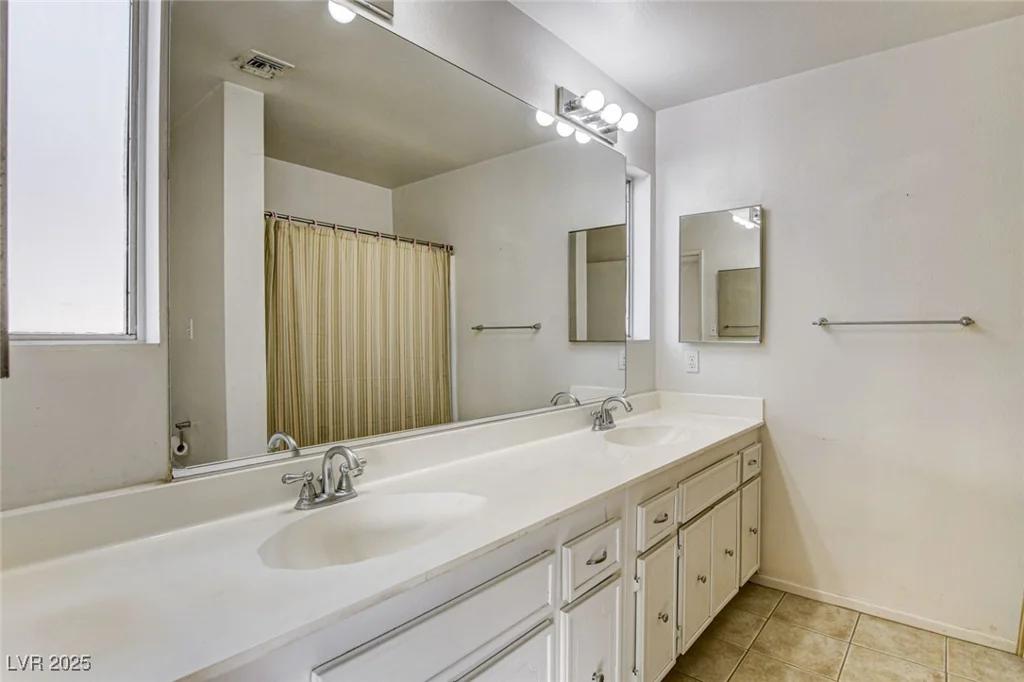 4442 Bunker, Las Vegas, NV 89121