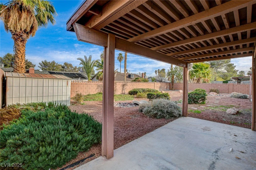 4442 Bunker, Las Vegas, NV 89121