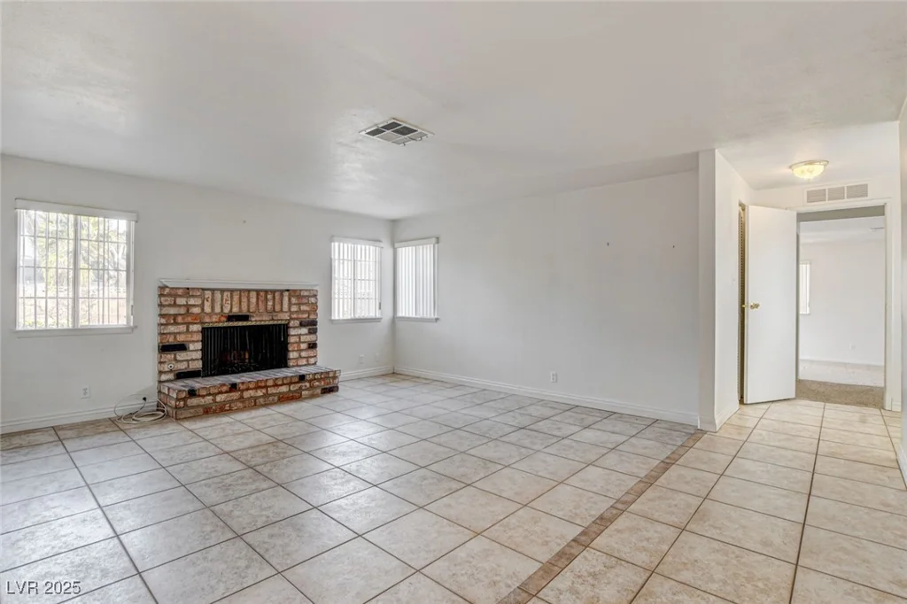 4442 Bunker, Las Vegas, NV 89121
