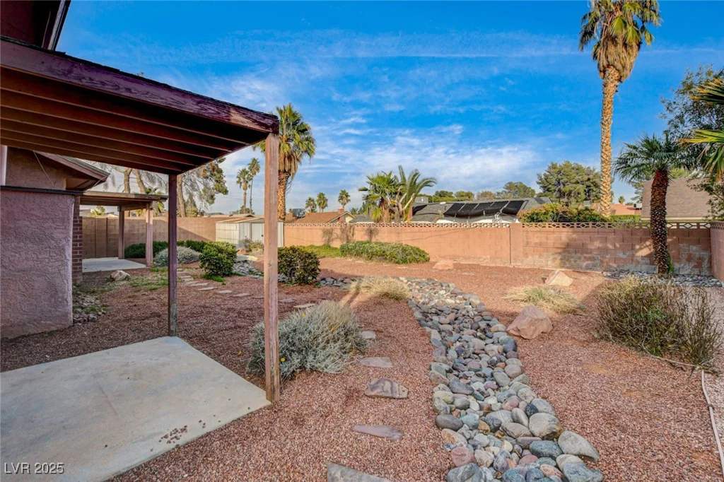 4442 Bunker, Las Vegas, NV 89121