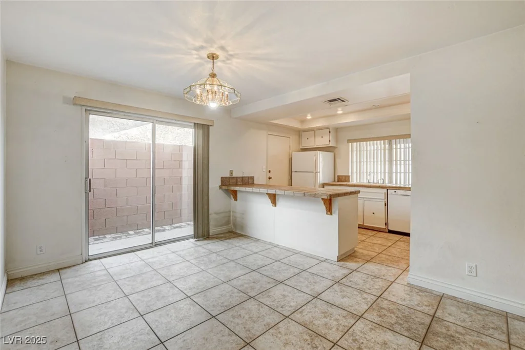 4442 Bunker, Las Vegas, NV 89121