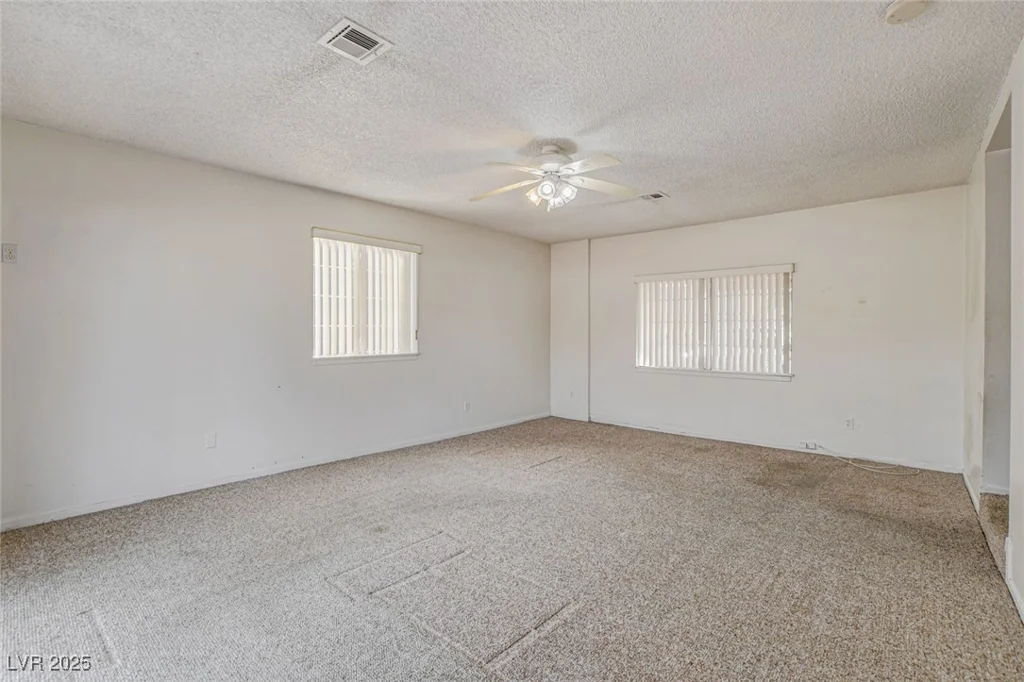 4442 Bunker, Las Vegas, NV 89121