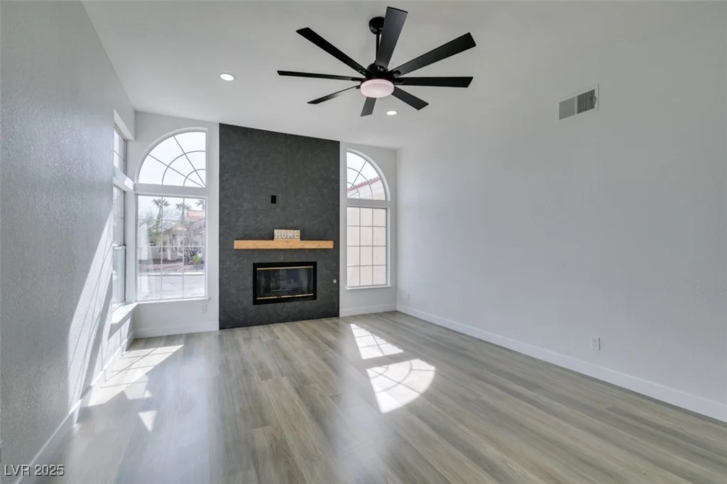 9808 Eagle Rock, Las Vegas, NV 89117