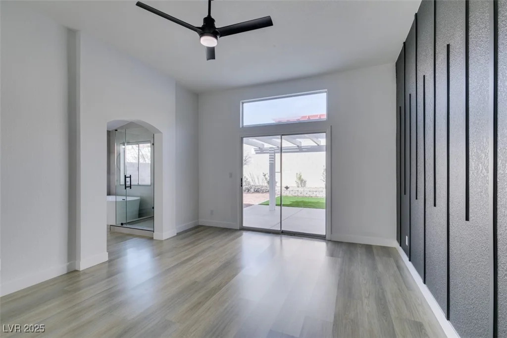 9808 Eagle Rock, Las Vegas, NV 89117