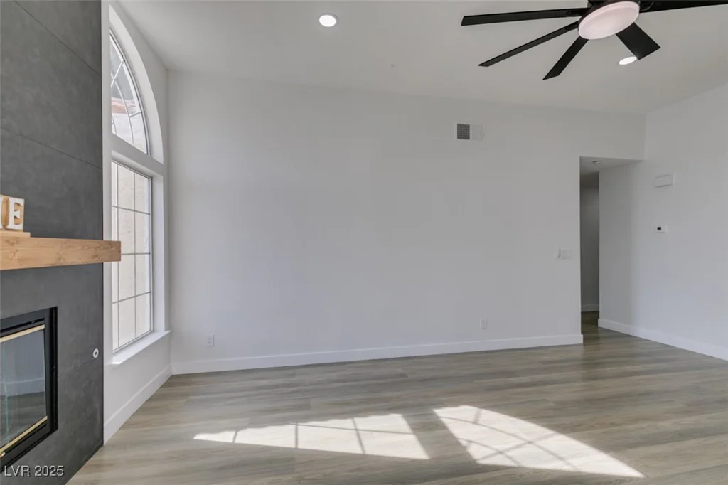 9808 Eagle Rock, Las Vegas, NV 89117