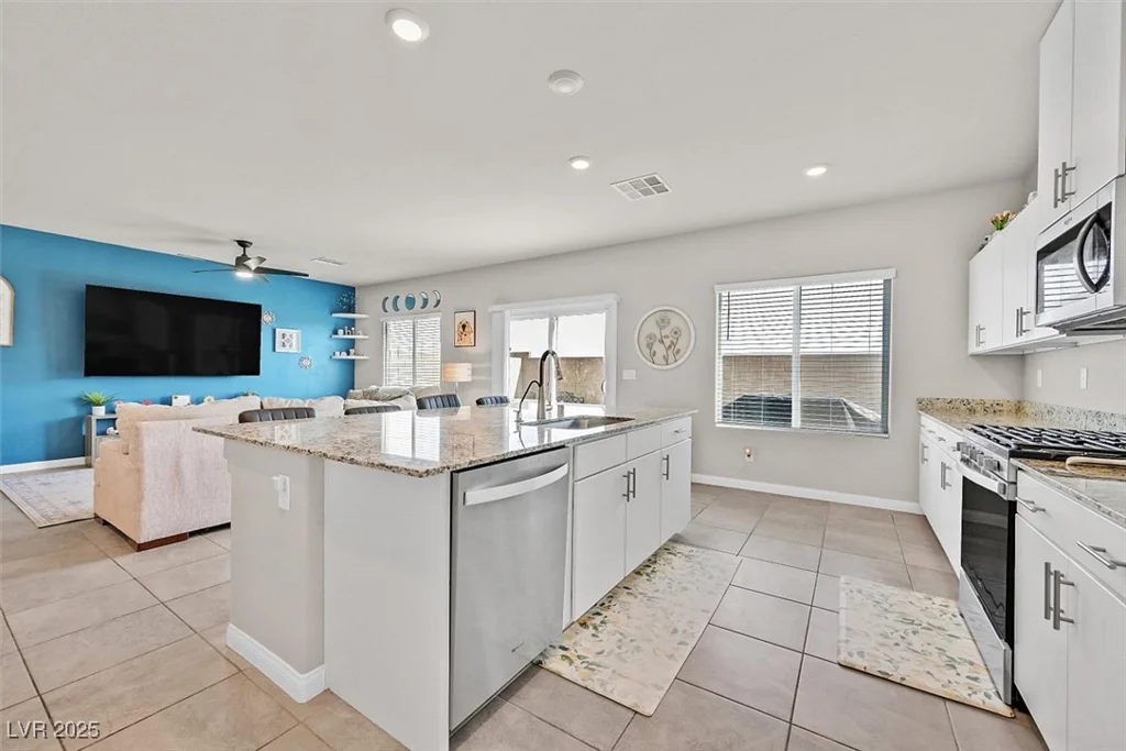 8994 Pacific Mist, Las Vegas, NV 89178