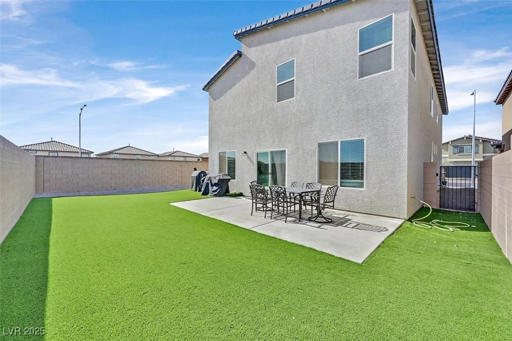 8994 Pacific Mist, Las Vegas, NV 89178