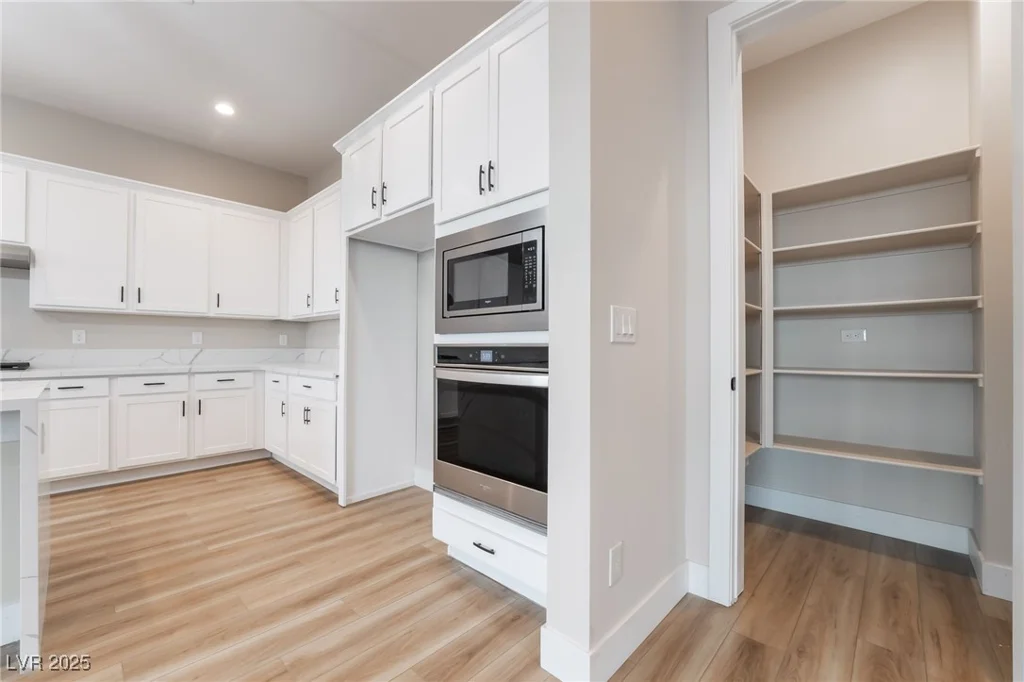 350 Robledo, Las Vegas, NV 89138