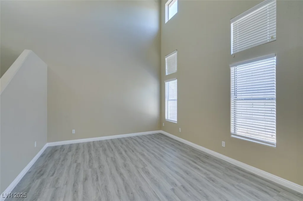 7752 Orchard Wood, Las Vegas, NV 89131