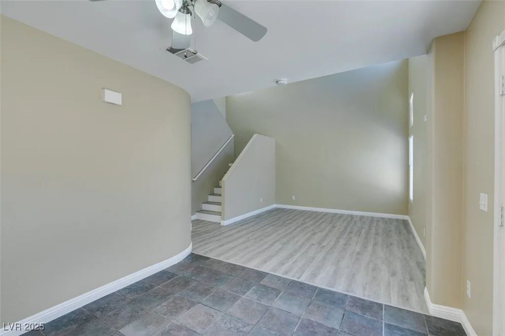 7752 Orchard Wood, Las Vegas, NV 89131