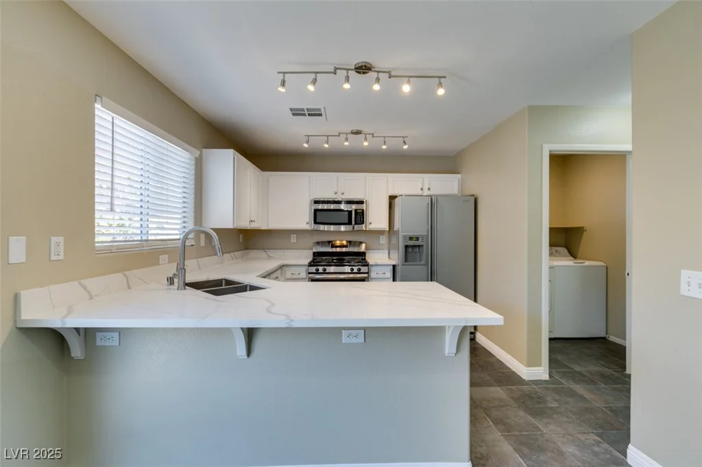 7752 Orchard Wood, Las Vegas, NV 89131