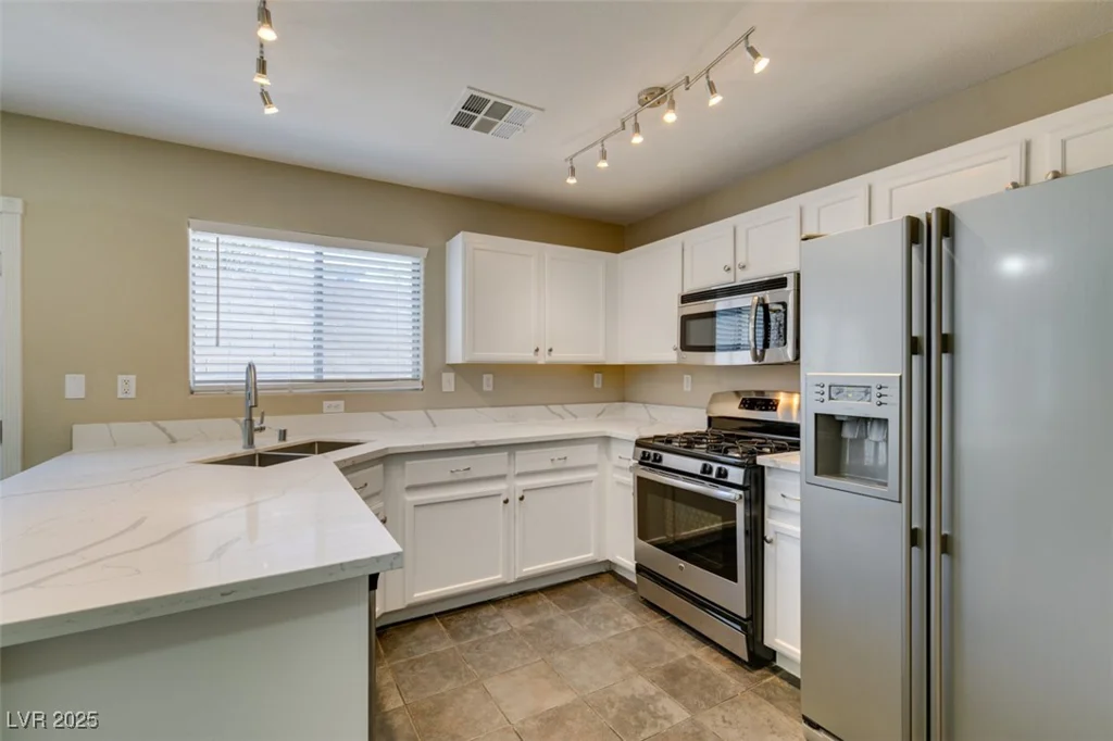 7752 Orchard Wood, Las Vegas, NV 89131