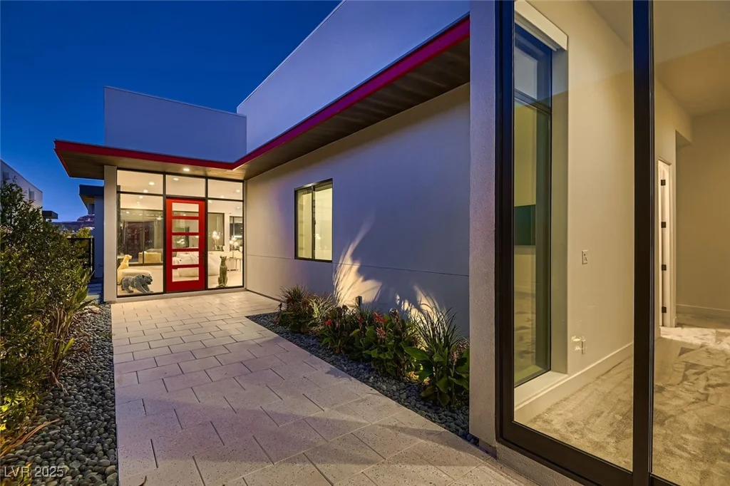 678 Blackrock Rim, Henderson, NV 89012