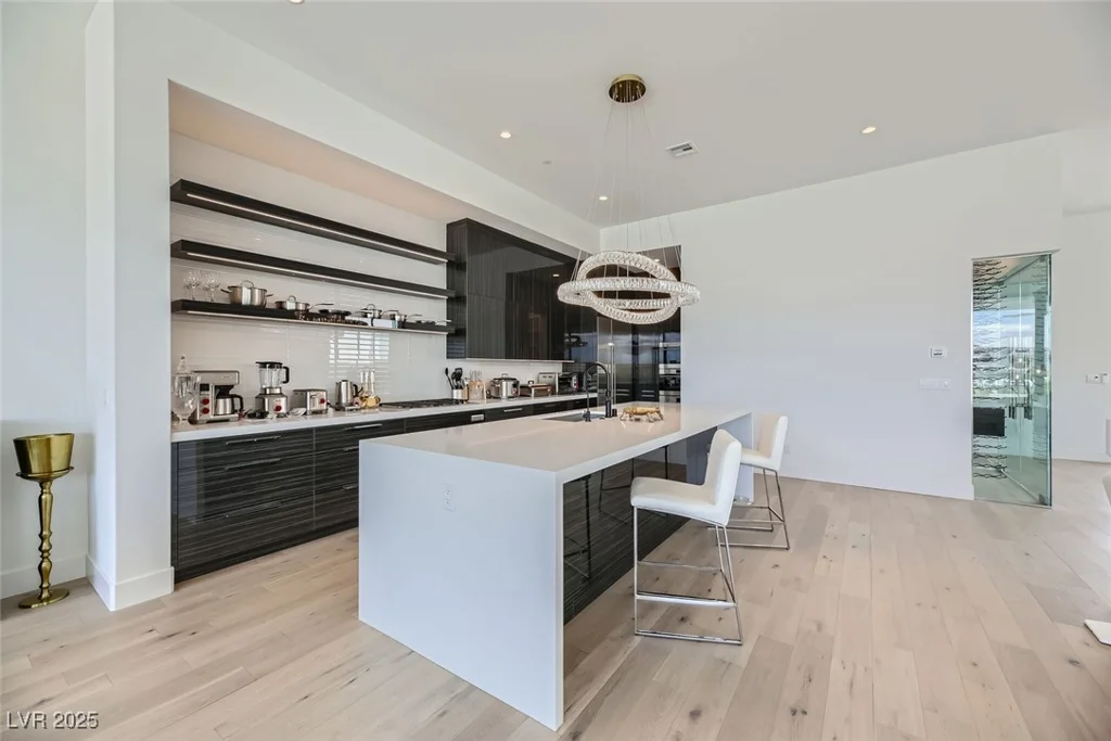678 Blackrock Rim, Henderson, NV 89012