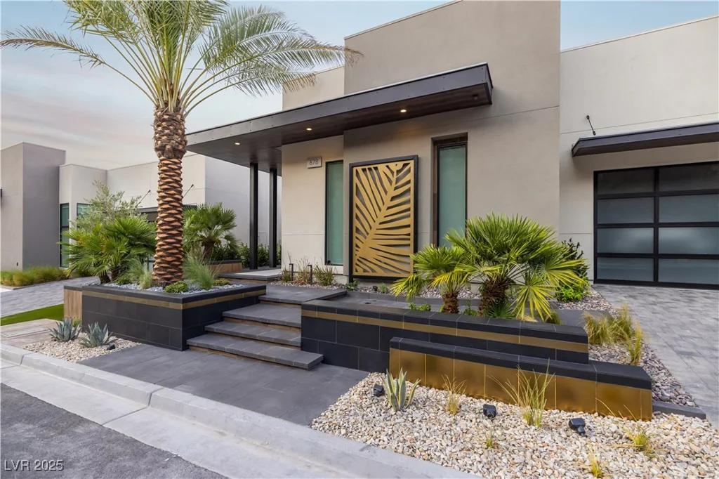 678 Blackrock Rim, Henderson, NV 89012