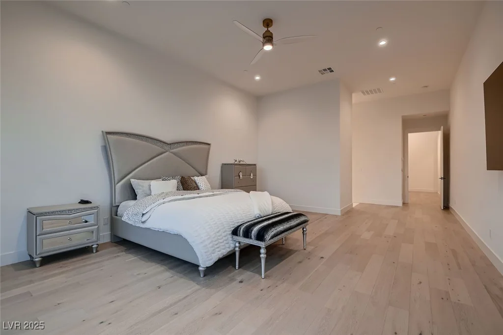 678 Blackrock Rim, Henderson, NV 89012
