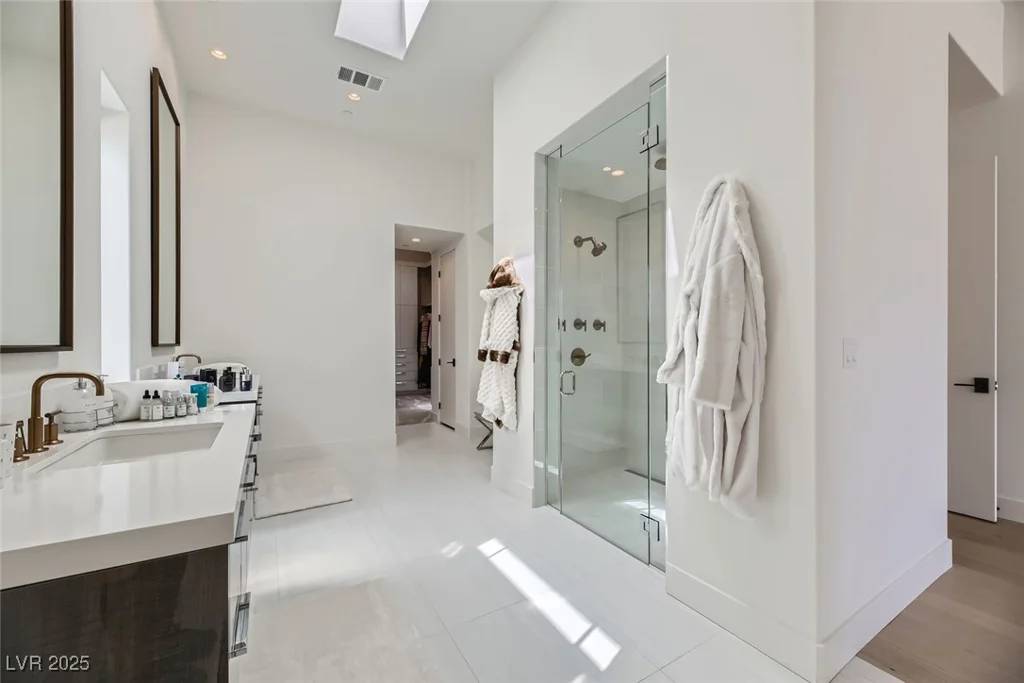 678 Blackrock Rim, Henderson, NV 89012