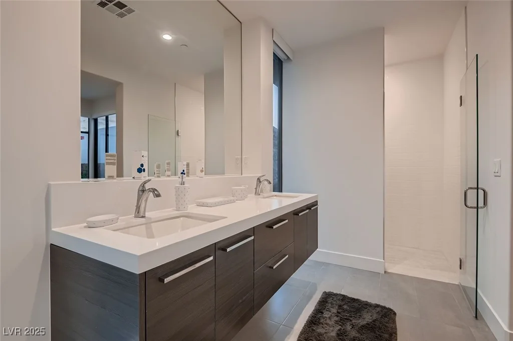 678 Blackrock Rim, Henderson, NV 89012