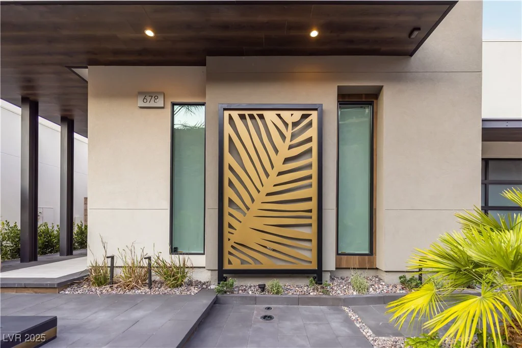 678 Blackrock Rim, Henderson, NV 89012
