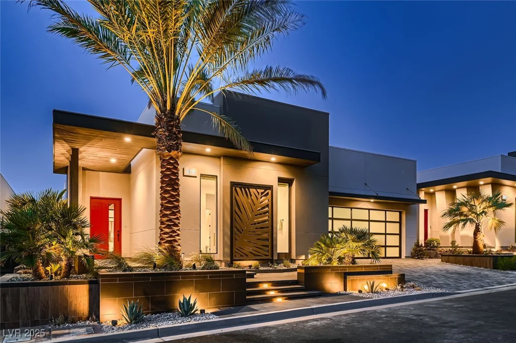 678 Blackrock Rim, Henderson, NV 89012