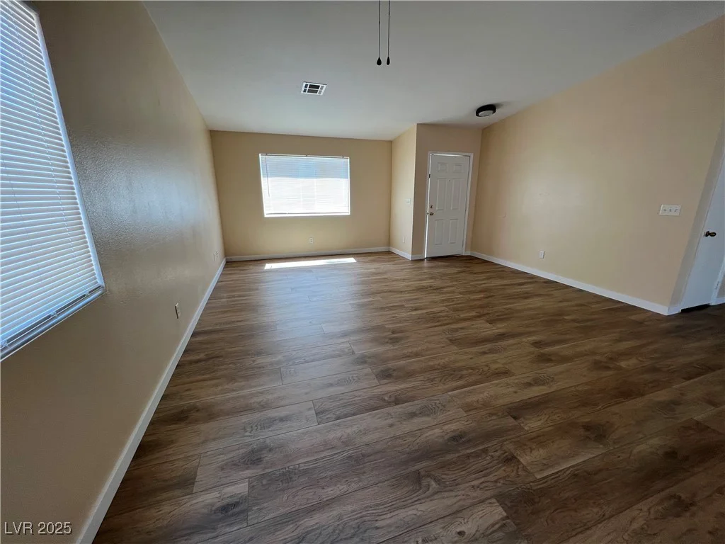 3118 Honeysuckle, North Las Vegas, NV 89031