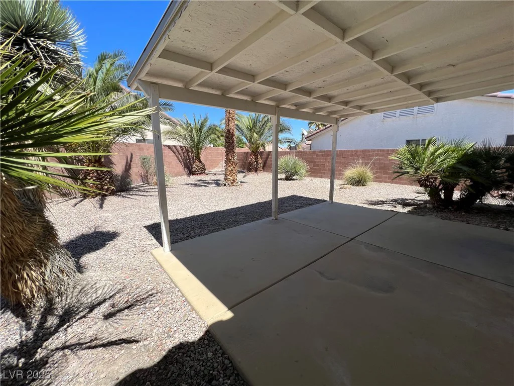 3118 Honeysuckle, North Las Vegas, NV 89031