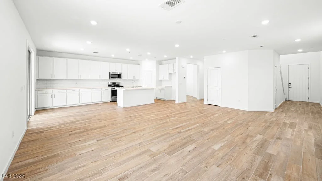 89 Tardando, Henderson, NV 89015