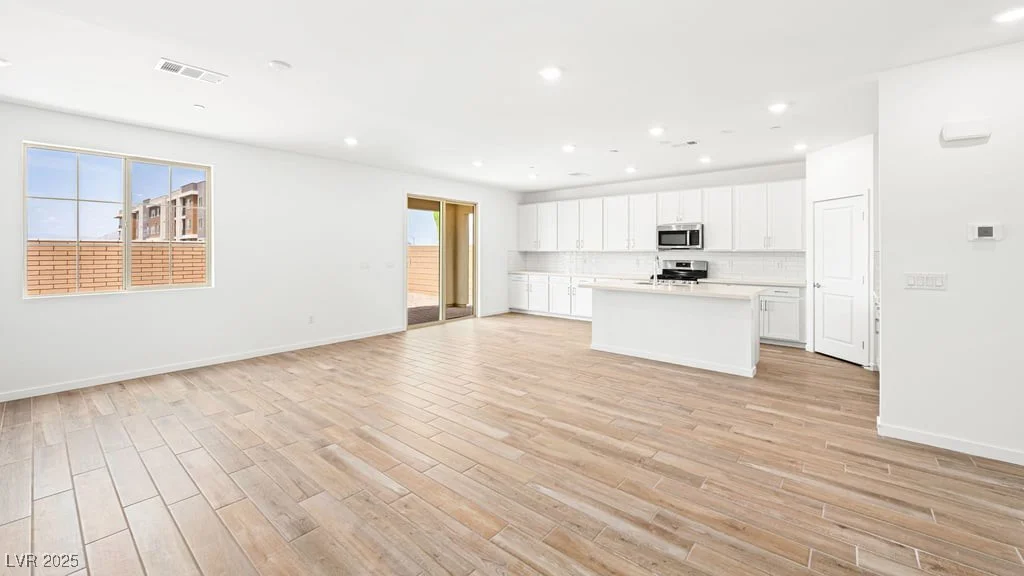 89 Tardando, Henderson, NV 89015
