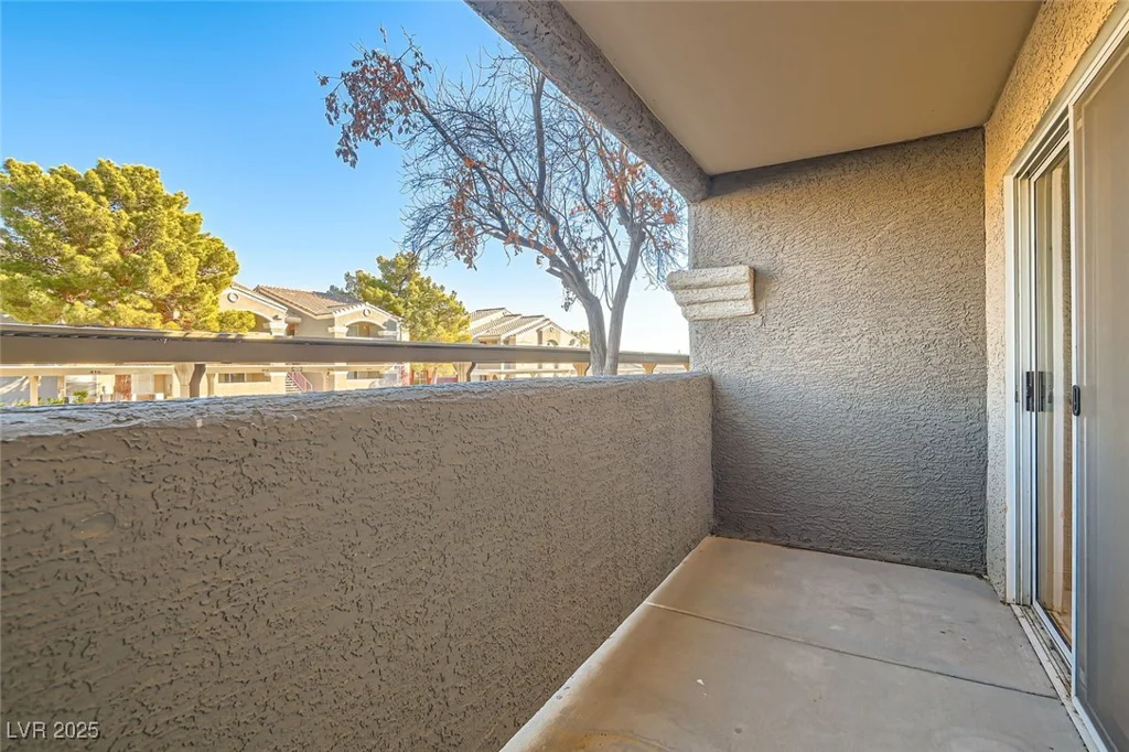 5055 Hacienda, Las Vegas, NV 89118