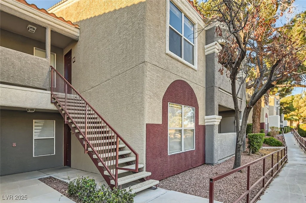 5055 Hacienda, Las Vegas, NV 89118