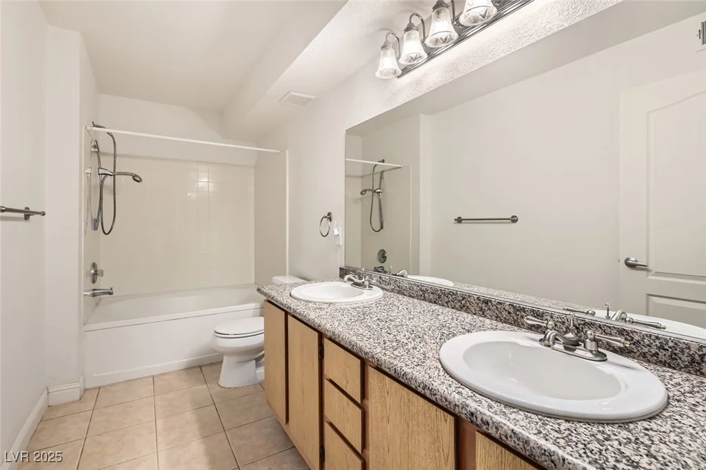 5055 Hacienda, Las Vegas, NV 89118