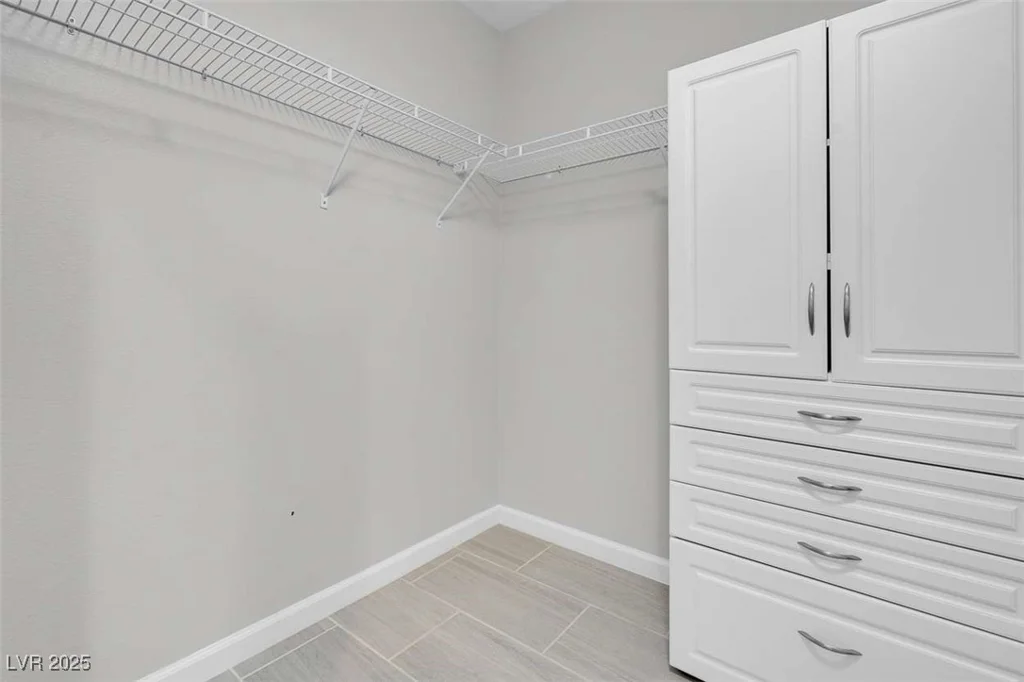 9278 Hainsworth, Las Vegas, NV 89148
