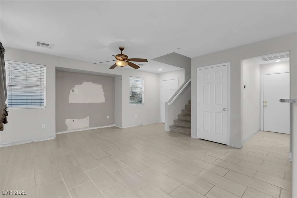 9278 Hainsworth, Las Vegas, NV 89148