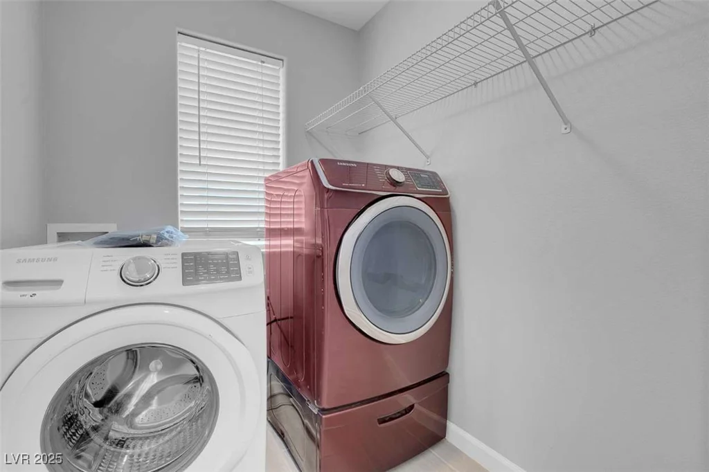 9278 Hainsworth, Las Vegas, NV 89148