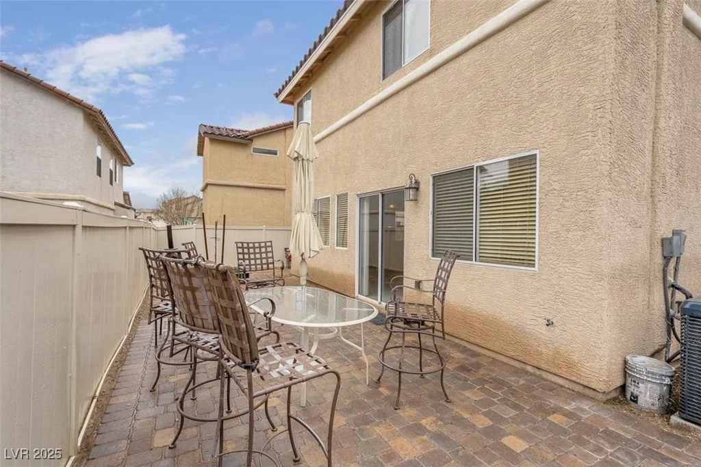 9278 Hainsworth, Las Vegas, NV 89148