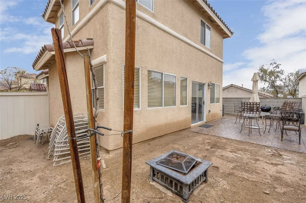9278 Hainsworth, Las Vegas, NV 89148