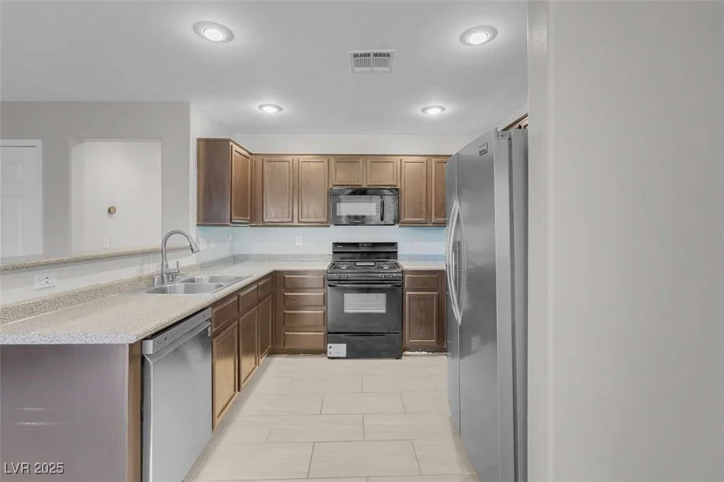 9278 Hainsworth, Las Vegas, NV 89148