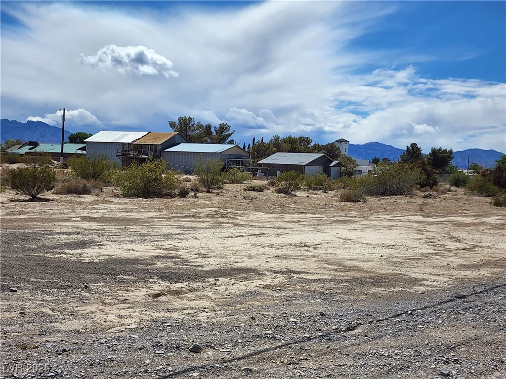 81 Mesquite, Pahrump, NV 89060
