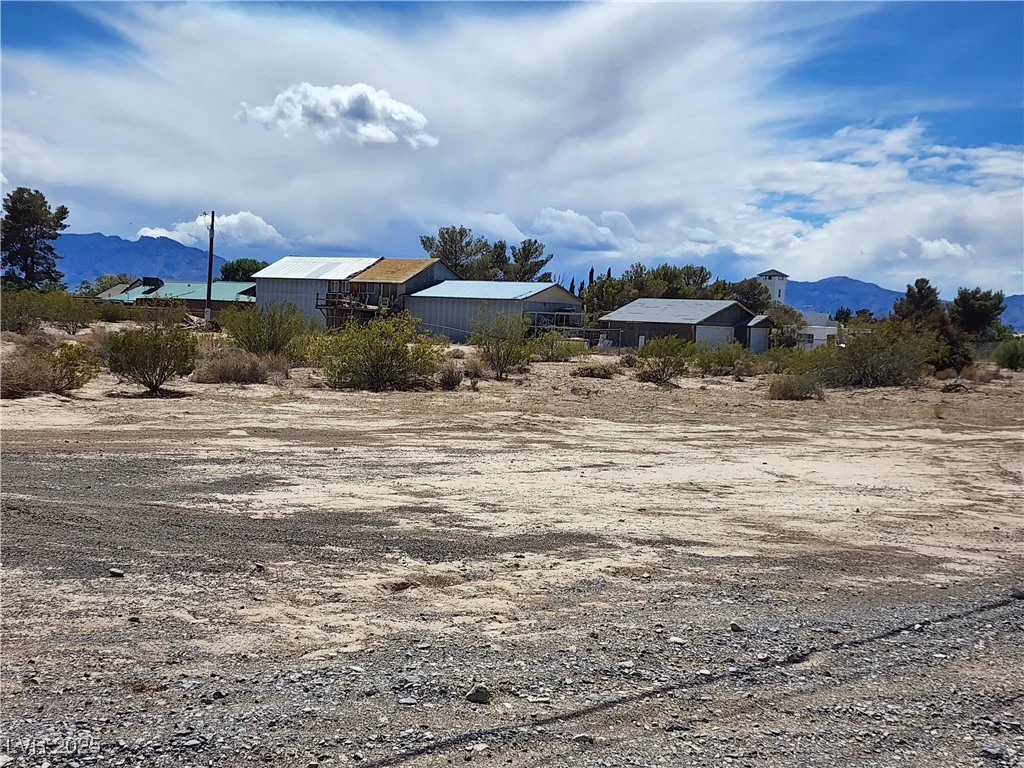 81 Mesquite, Pahrump, NV 89060