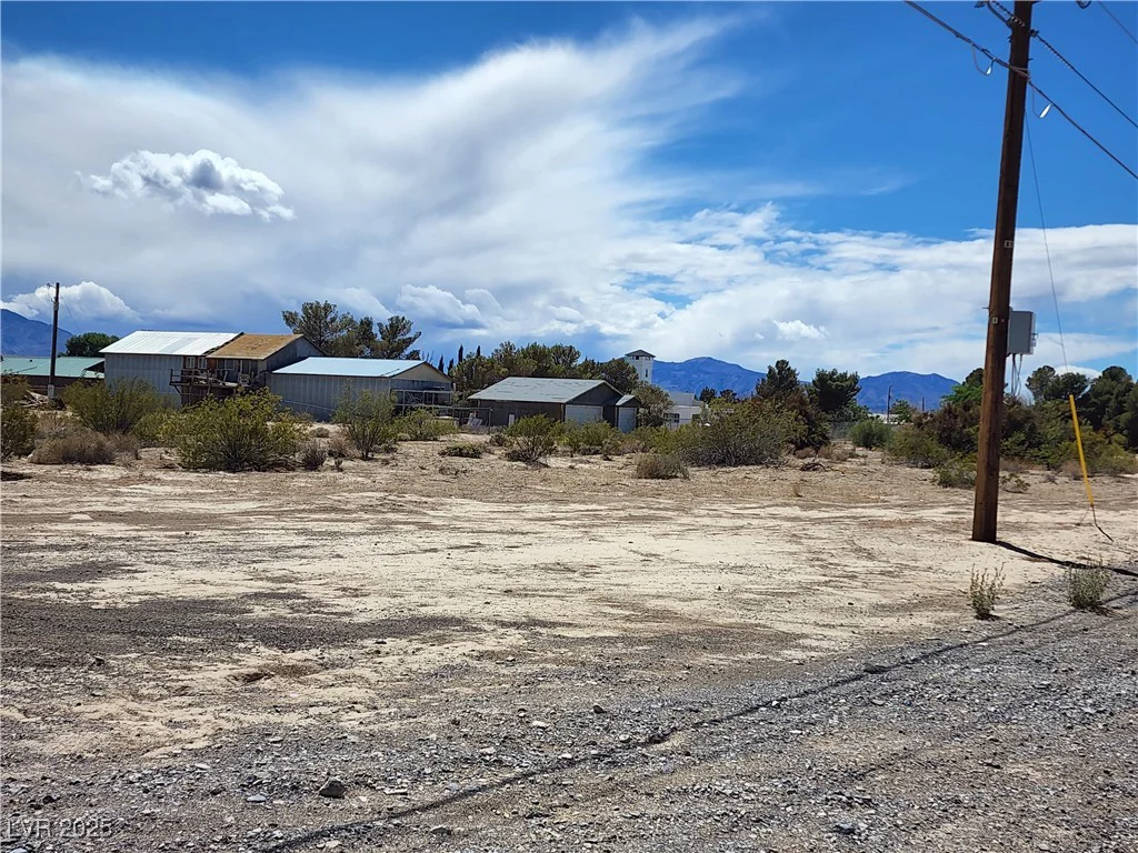 81 Mesquite, Pahrump, NV 89060