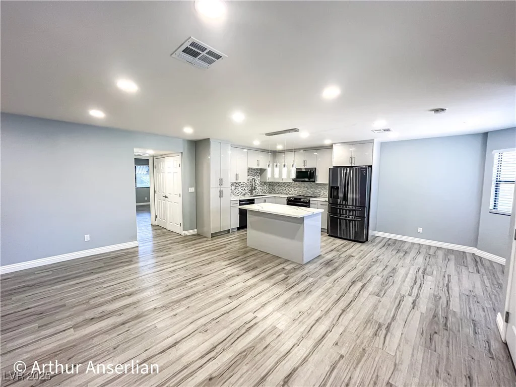 2720 Beaver Creek, Las Vegas, NV 89117
