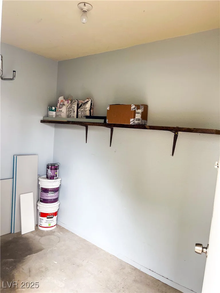 2720 Beaver Creek, Las Vegas, NV 89117
